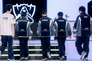 热议TES被横扫：Faker一向慷慨 决定把第六冠献给LPL 给Kanavi做个T1皮肤吧