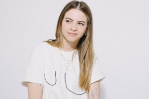 想演什么电影？KD：想饰演有美女相伴的大佬 能在镜头前开枪那种