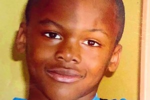 儿纯梦❤，国米官推晒出新援博尼小时候身着国米球衣照片