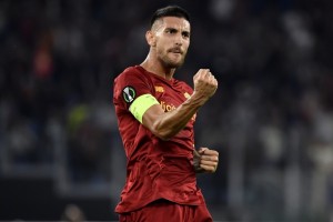 球员集锦：罗马队长&中场大核！佩7组织传球射门面面俱到