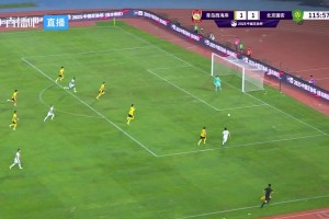 会是绝杀吗？加时曹永竞接长传1v2抽射破门，国安2-1领先西海岸