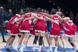 热血沸腾！中国大学生女篮完胜美国夺冠 恭喜姑娘们