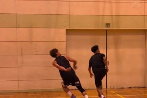 看到杜兰特单挑詹姆斯这一幕才知道阿杜运球能力多恐怖