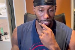 小卡赞大洛：他很出色，无论打谁他都能在低位得分，还能给更衣室带来幽默