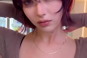 什么时候再相遇！甲亢哥当年的本租借女友这么漂亮谁不迷糊啊