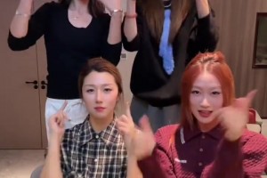 赵继伟和高诗岩媳妇一起跳舞！他们这个闺蜜团颜值都好高啊