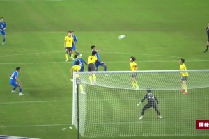 这脚凌空打的不错！苏超半决赛南京队率先破僵！