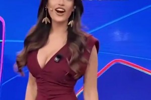 火遍外网！欧冠官方女主持人拥有百万粉丝，不得不说颜值真好