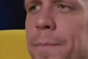 这个位置看球再加上美女的陪伴~简直人间天堂