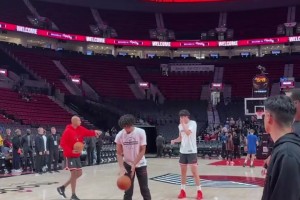 今天会用上这招吗？杨瀚森弧顶假传真投三分训练！