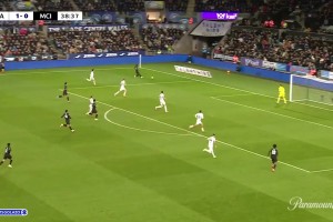 曼城扳平比分！多库内切射门折射入网