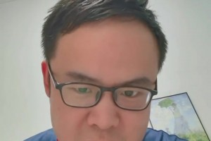 这么坦诚？！鲁尼说梅西更好，C罗：我不认同这个看法